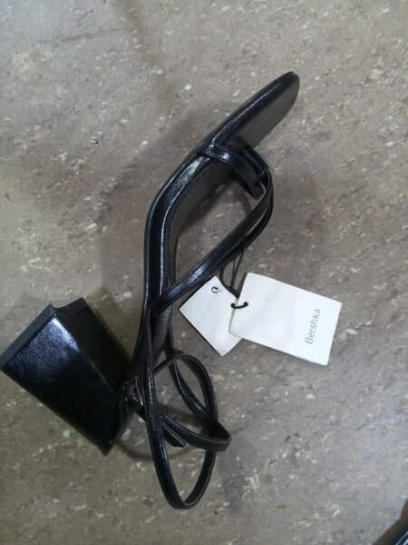 Bershka size 39