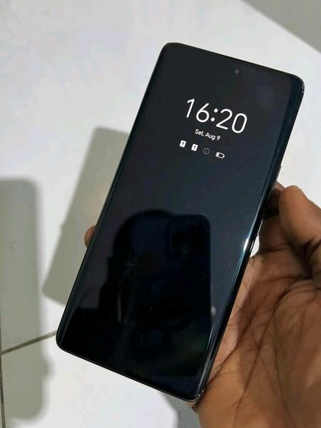 Smartphone Honor moderne