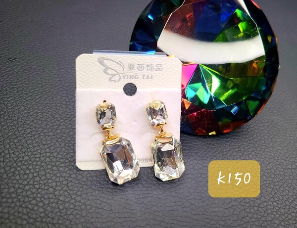 Jewelry earrings