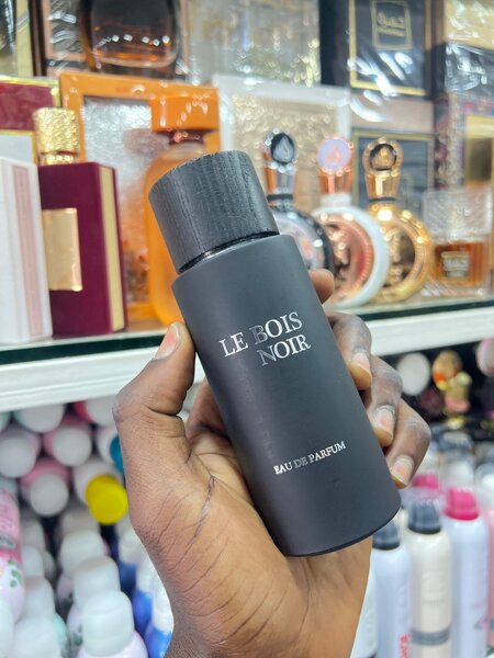 Parfum BOIS NOIR