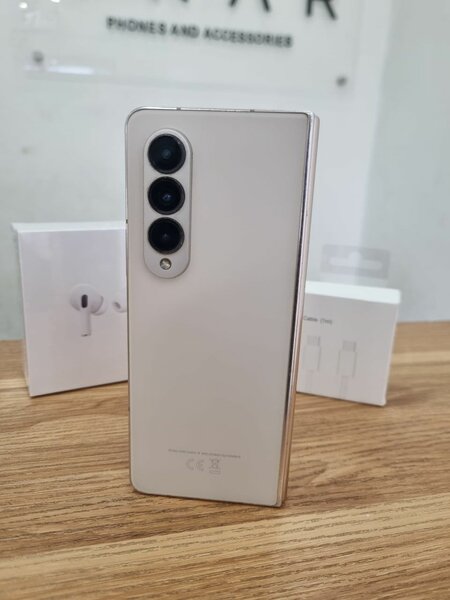 Z Fold 4 256GB