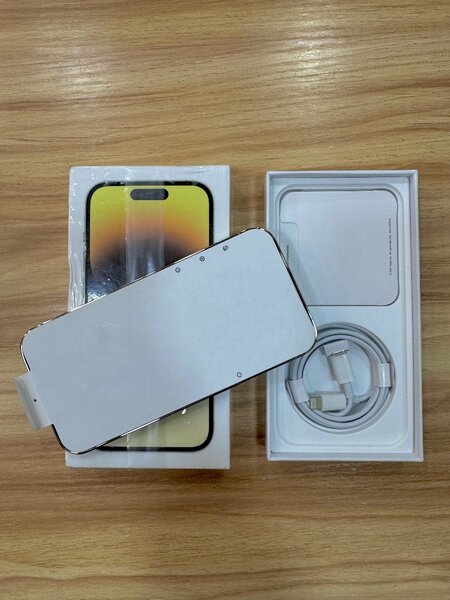 IPHONE 14 PRO