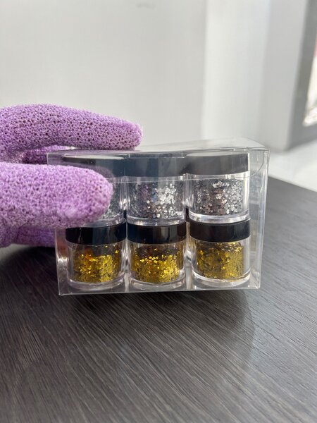 Nail glitter