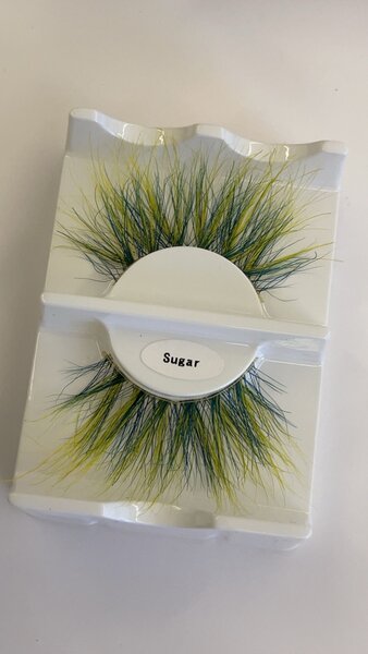 Faux cils