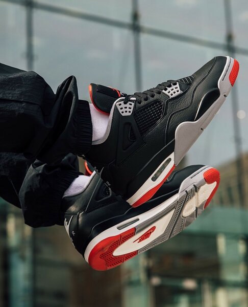 Air Jordan 4