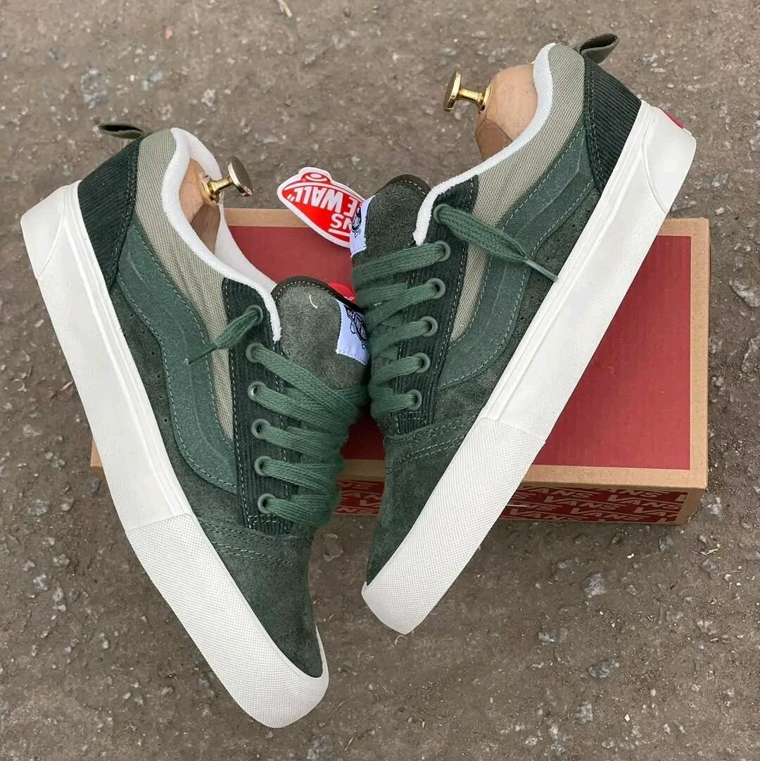 Vans skool knu