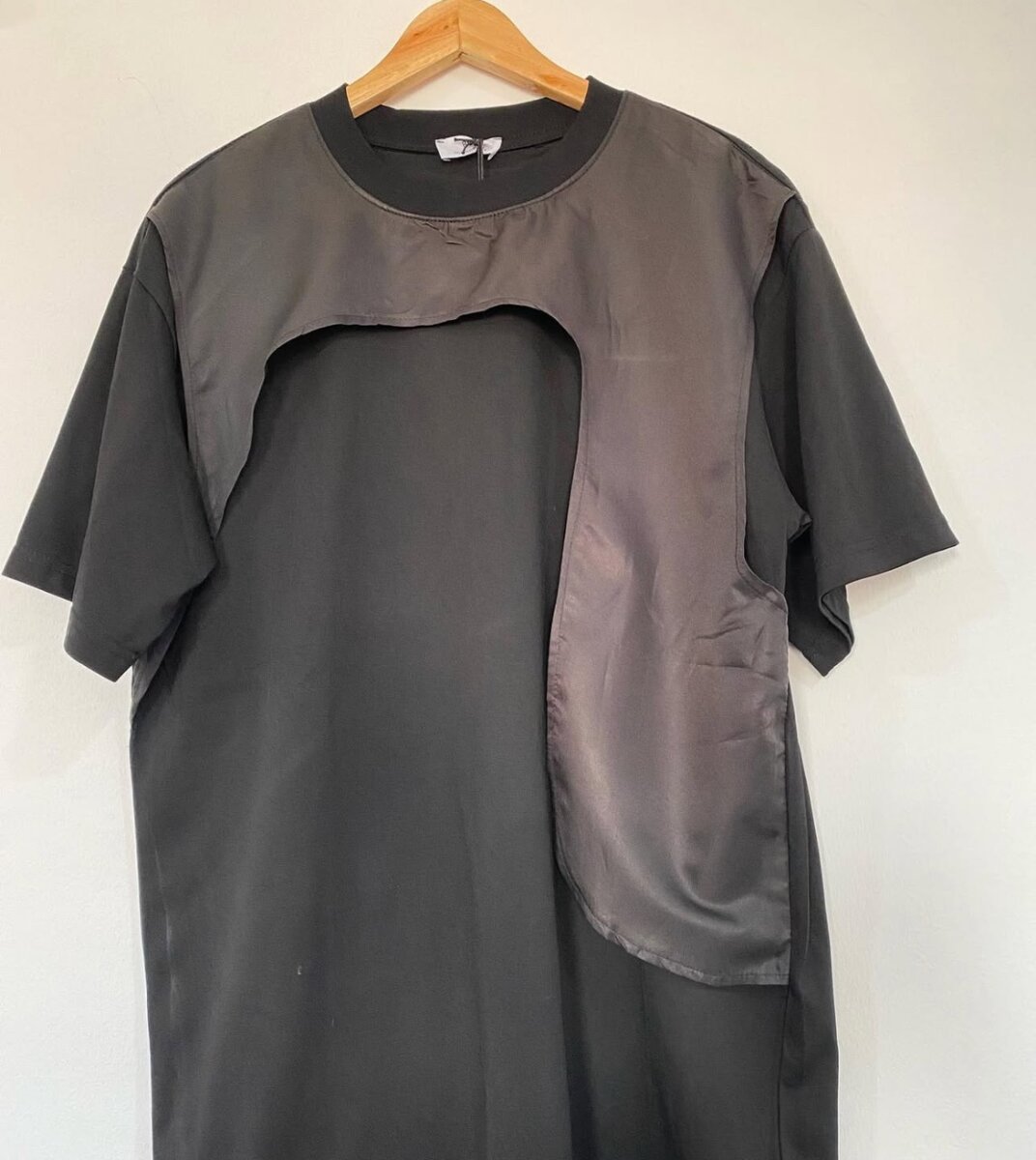 Mens top