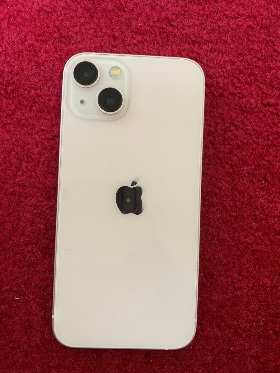 iPhone 13