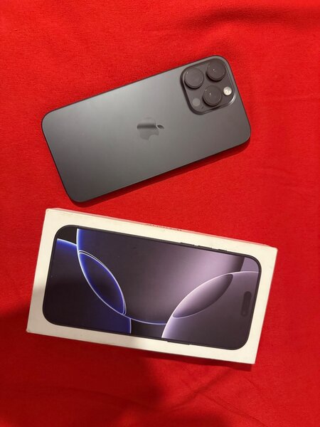 iPhone 16 Pro Max