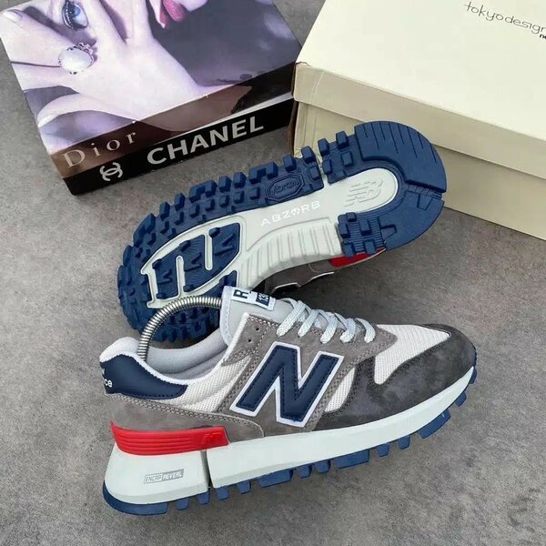 NEW BALANCE