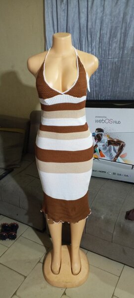 Robe dos nu rayée femme