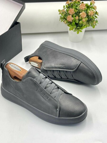 Fashion shoes