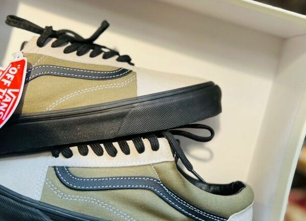 Vans Off The Wall