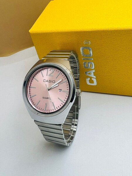 Montres Casio à Quartz argenté
