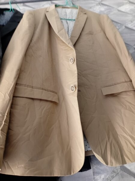Men "s Suit