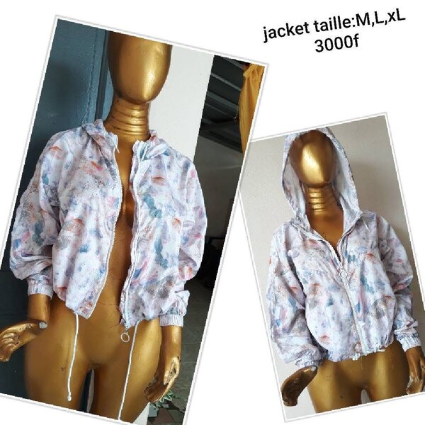 Veste légère à capuche