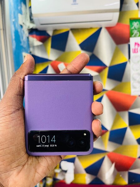 Motorola Razr 40