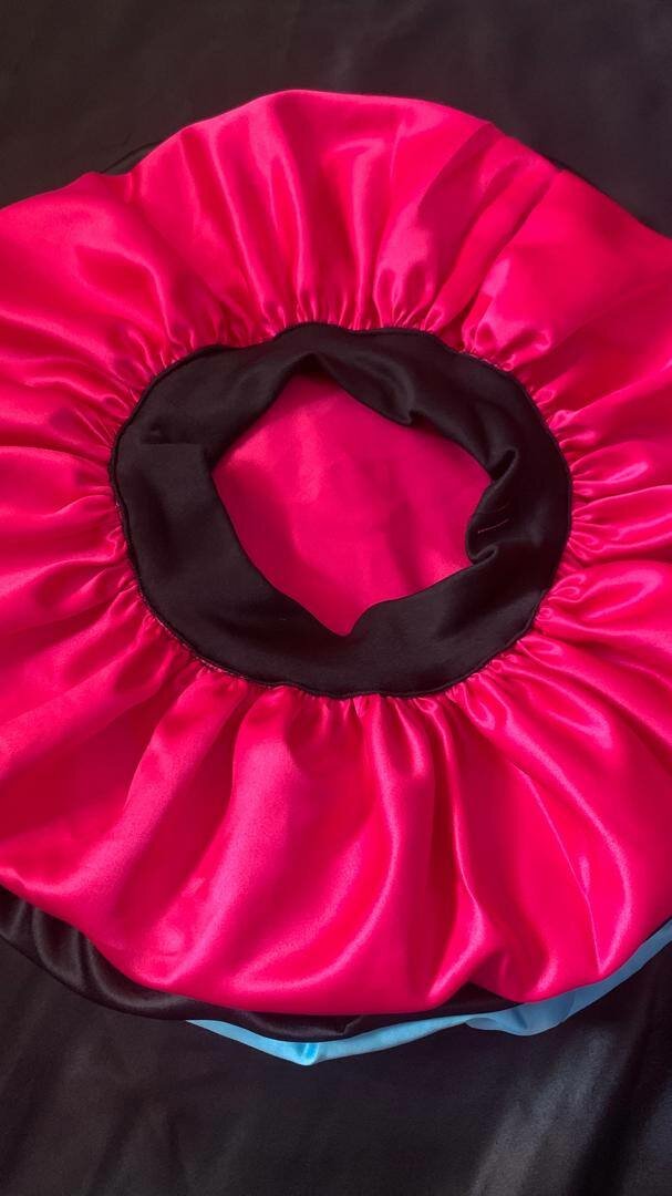 Bonnet with band