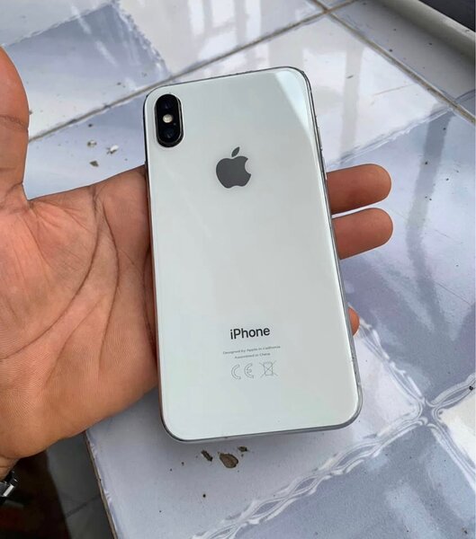 iPhone X 64GB Argent