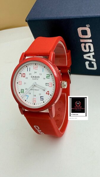 Montre casio bracelet en gomme AUTHENTIQUE avec sa boîte