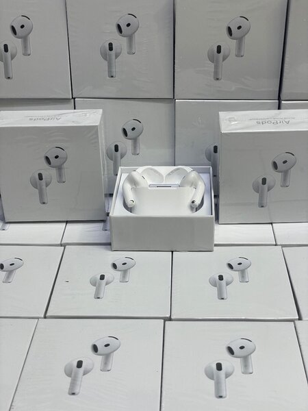 AirPod 4