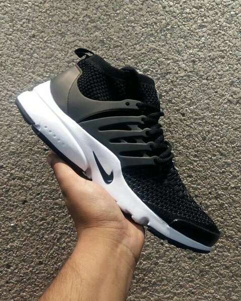 Nike presto sneaker