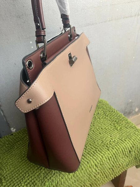 Stylish Two-Tone Handbag