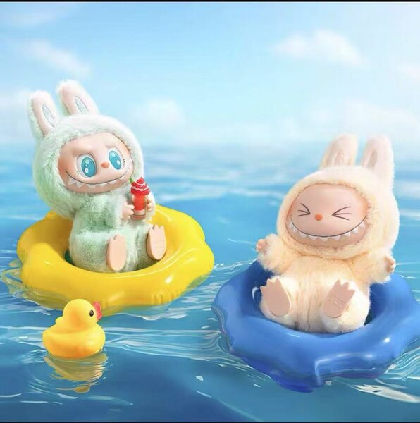 Pendentif poupée lapin