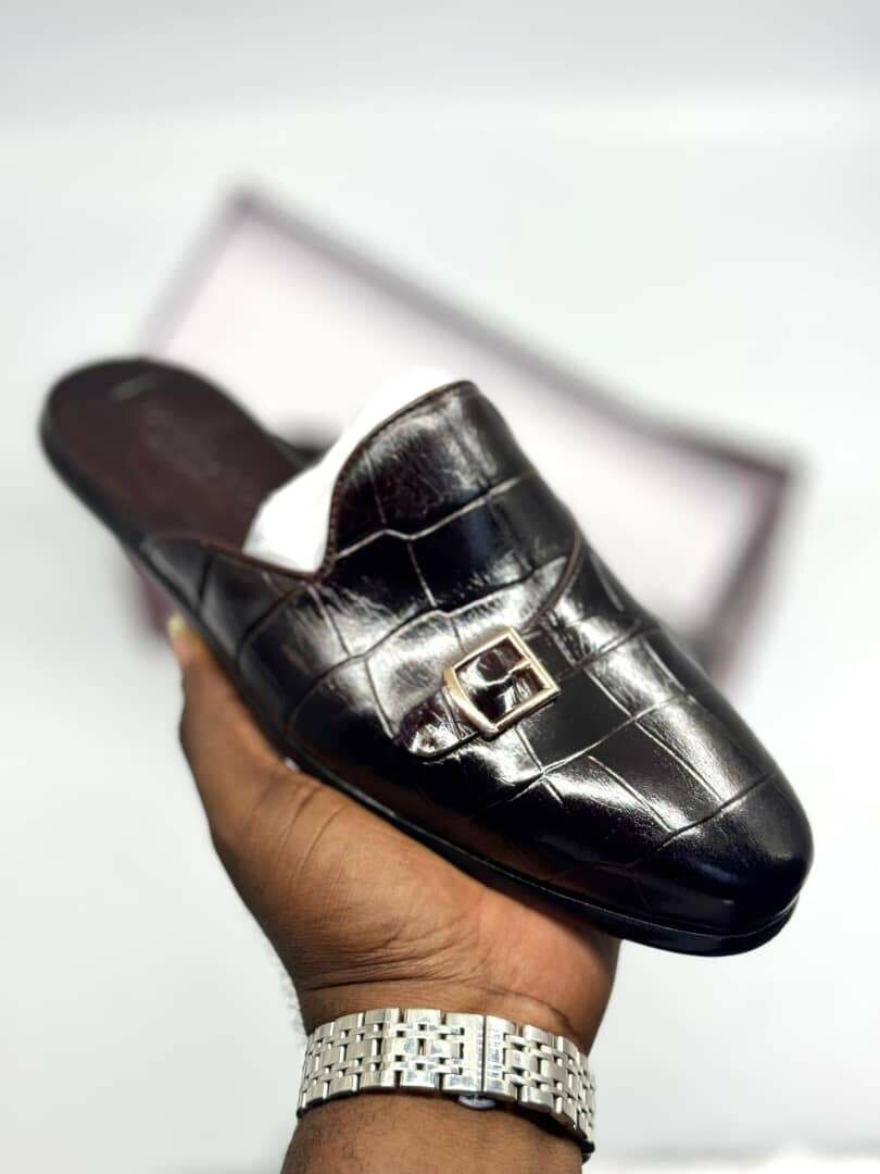Quality branded  half shoes