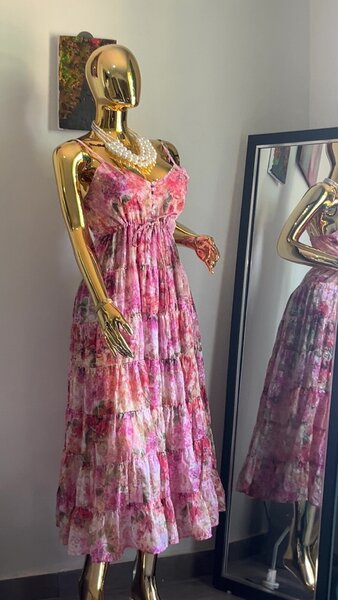 Women dress