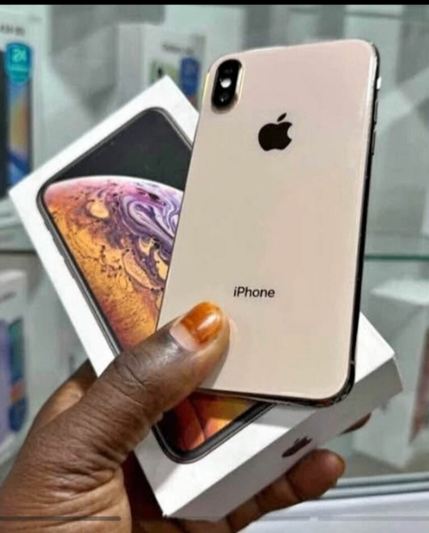 iPhone Xs - Smartphone 64Go