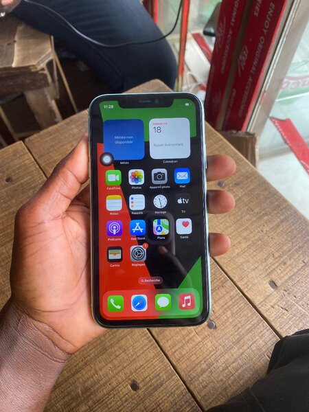iPhone 11