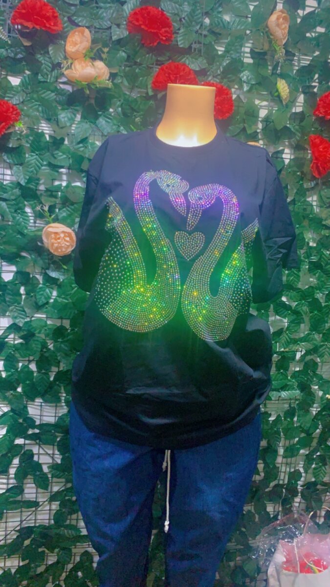 Tops & Round neck