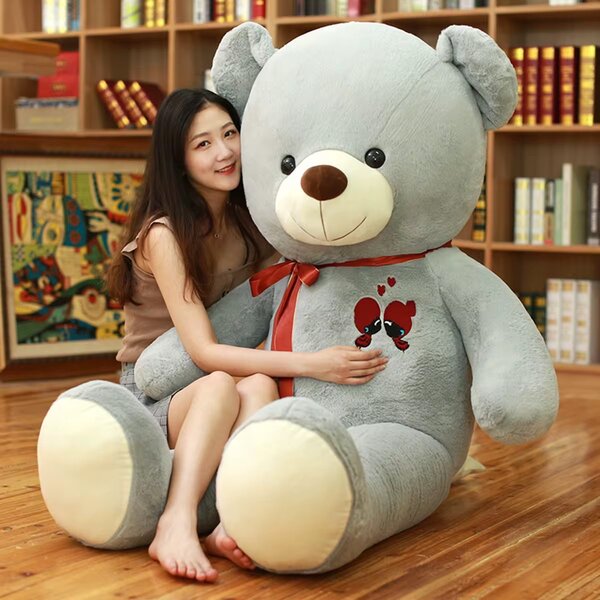 Grand Ours en Peluche Géant