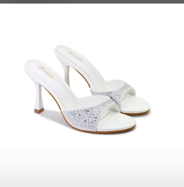 Talons ouverts