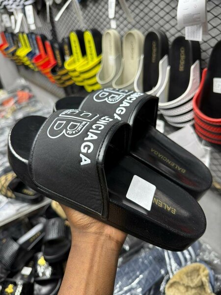 Slides big base