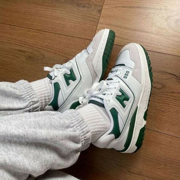 NEW BALANCE 550