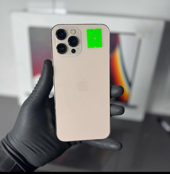 iPhone 11, 13 pro max and 14 pro max