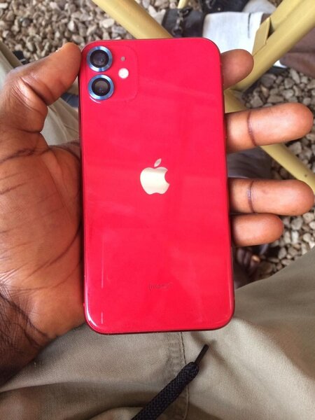 iPhone 11 simple
