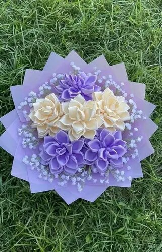 Dahlia bouquet