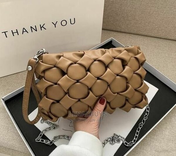 Weave Design Purse