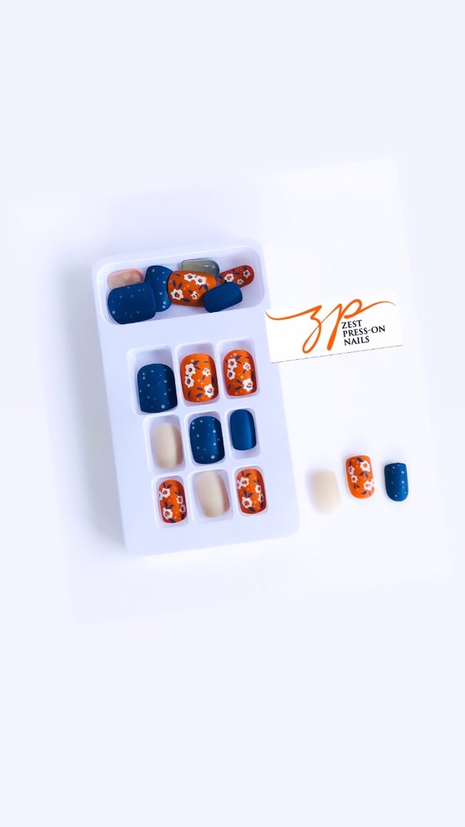 PRESS ON NAILS