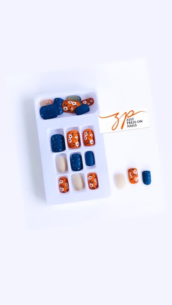 PRESS ON NAILS