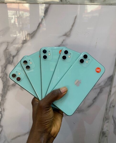 iPhone 11