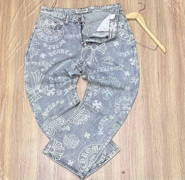 Baggy jeans