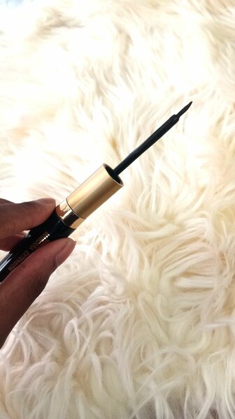 Mascara-eyeliner