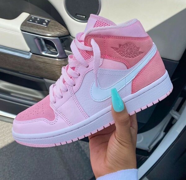 AIR JORDAN 1