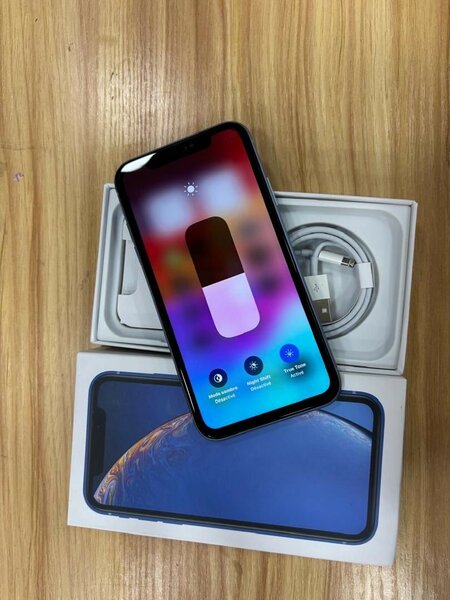 iPhone XR