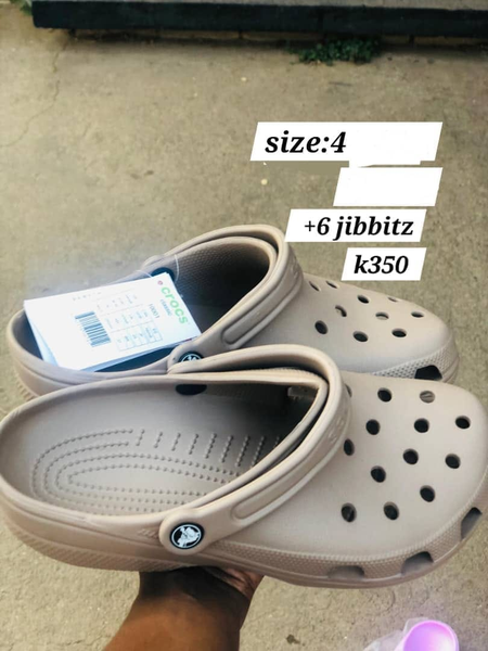 crocs