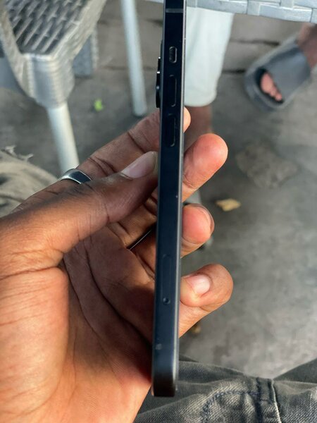 iPhone 15 simple